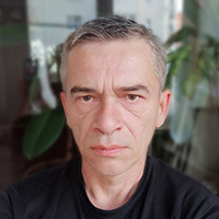 Станислав Архипов  Создавал и возглавлял службу управления товарными запасами Astaworld.ru